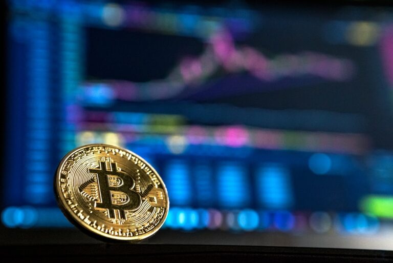 Bitcoin vs Gold: Which Is the Better Hedge in 2026?