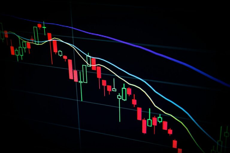 5 dividend stocks to buy — compounding dividends over time